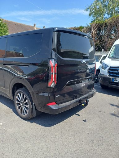 FORD TOURNEO CUSTOM HYBRID FORD