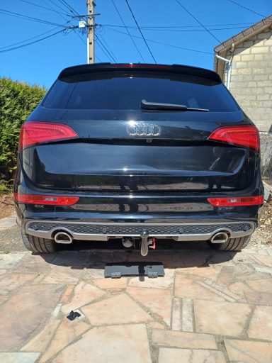 AUDI